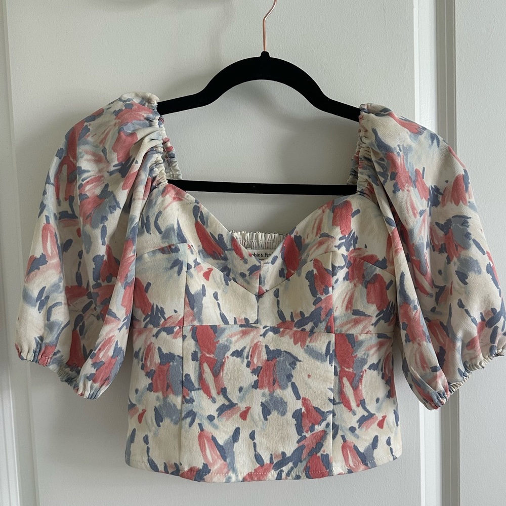 Printed Abercrombie Puff Sleeve Shirt